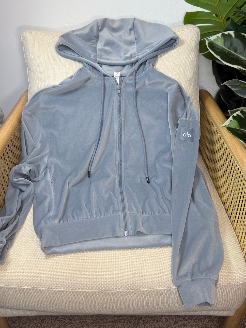 Alo Yoga Velour Glimmer Full Zip Up Size XS - Picture 6 of 8